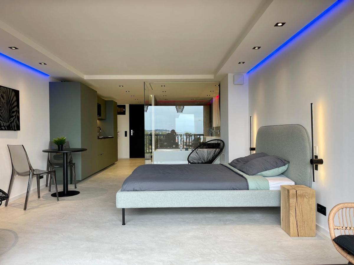 Appartement Neuf Climatise - Vue Mer Saint-Tropez - 50M Plage Et Port - Piscine กาสแซ็ง ภายนอก รูปภาพ